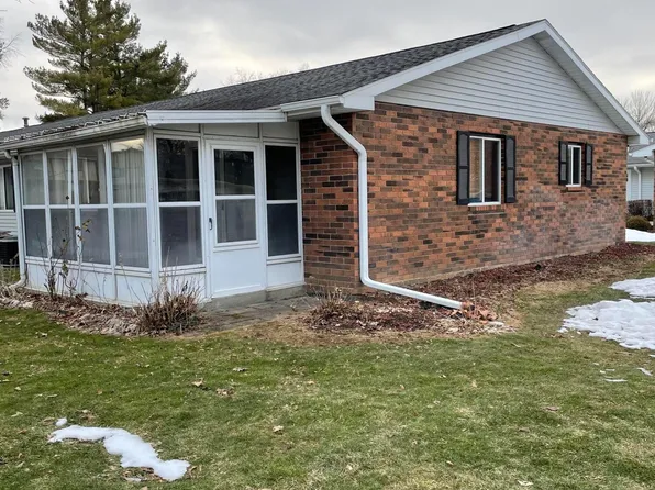 5033 Green Meadow Rd, Kalamazoo, MI 49009