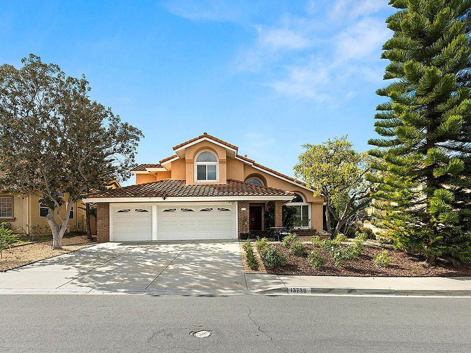 1st image of 13738 Camino Del Suelo