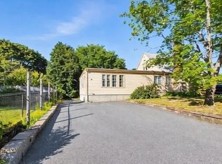 28 Edgeworth St #2, East Weymouth, MA 02189
