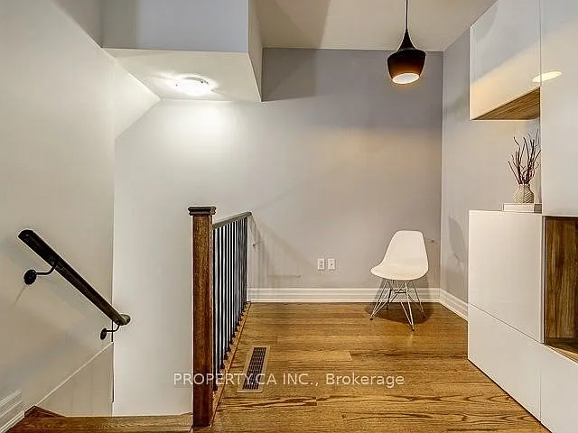 15 Sousa Mendes St #702 — Photo 13
