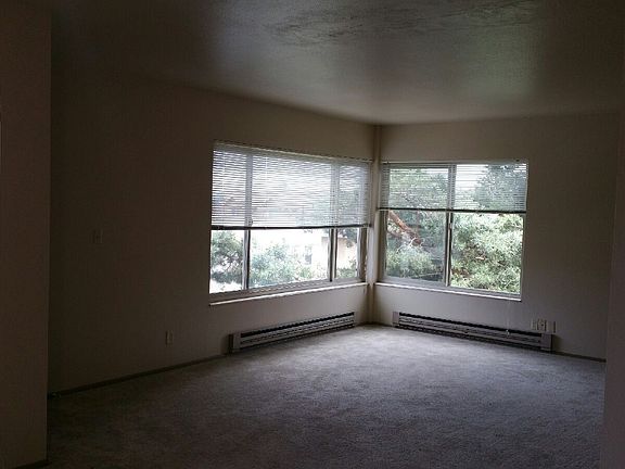 2nd image of 5512 15th Ave NE APT 302