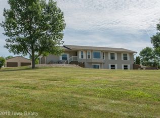 219 Hayes Dr, Pleasantville, IA 50225