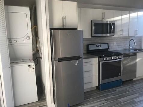 2nd image of 366 Washington St