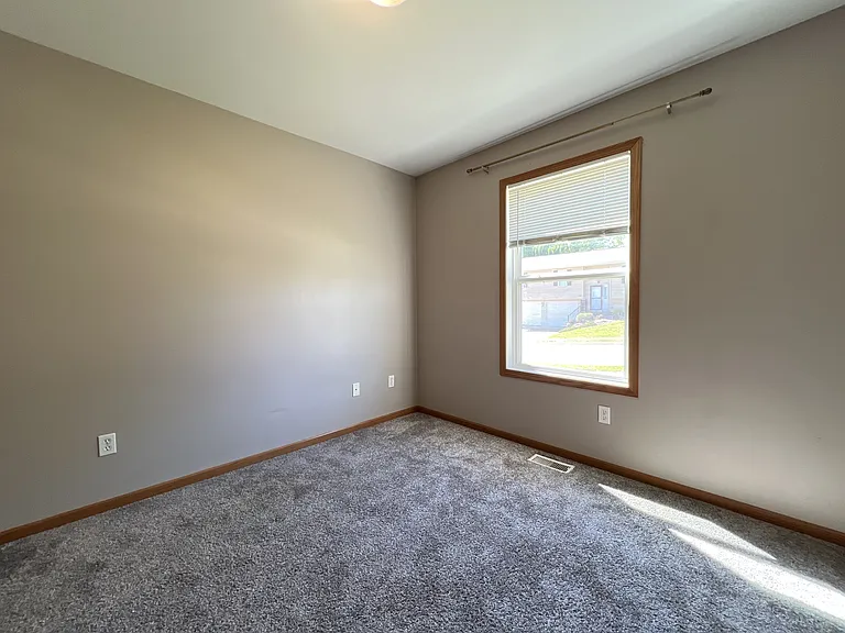 3001 Stellar Eagle Dr — Photo 12