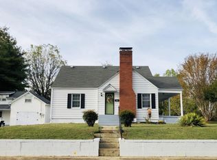 1313 Burgie St, Elizabethton, TN 37643