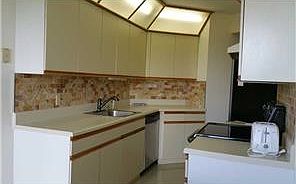 5th image of 3610 Yacht Club Dr APT 712