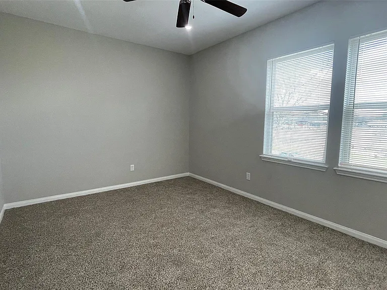 4510 Mayflower St #B — Photo 10