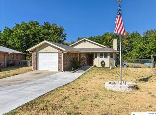 2401 Hidden Valley Dr, Killeen, TX 76543