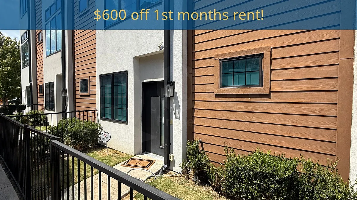 2 bed, 2.5 bath, 1579 sqft, $2,995 — Photo 1