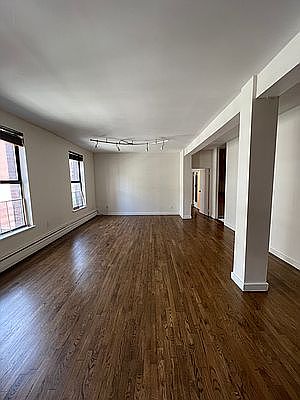 2nd image of 314 W 94th St APT 5C