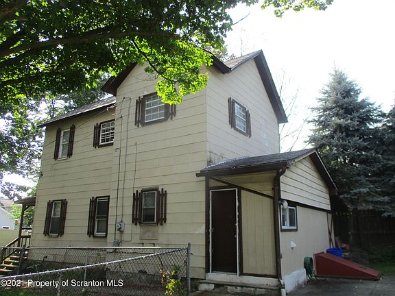 2nd image of 722 W Lackawanna Ave