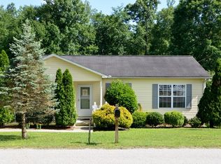 1946 Henry Rice Rd, Cookeville, TN 38506