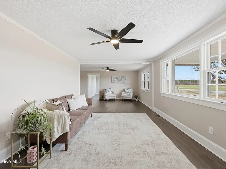 449 Sandy Ridge Rd — Photo 3