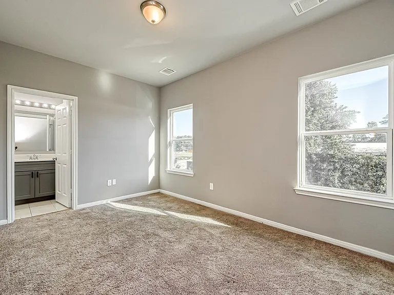 7903 Moonbeam St #B — Photo 12