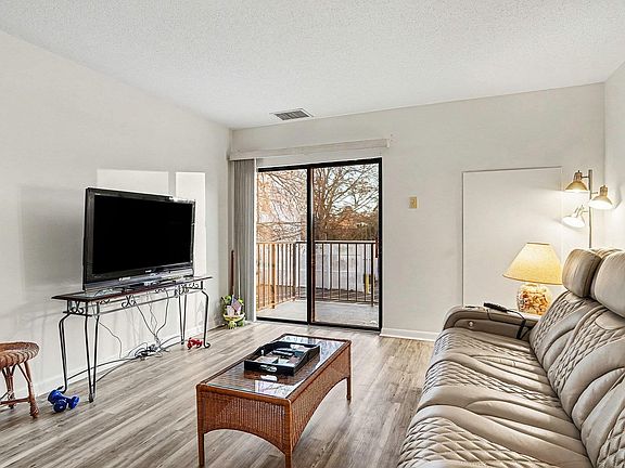 5th image of 5001 Little River Rd. #W214