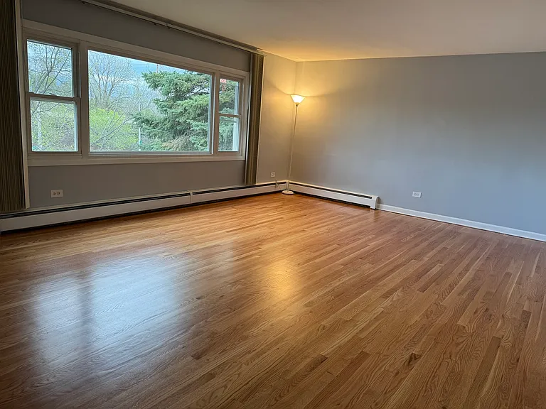 10300 S Avenue F #1 — Photo 8