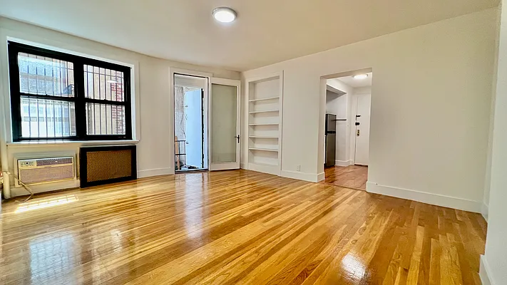 Rented by JK Dansar Corp | media 10