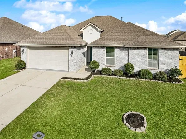 320 E Lake Dr, Slidell, LA 70461