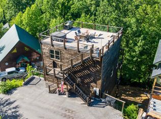 323 Silver Stone Way, Pigeon Forge, TN 37863