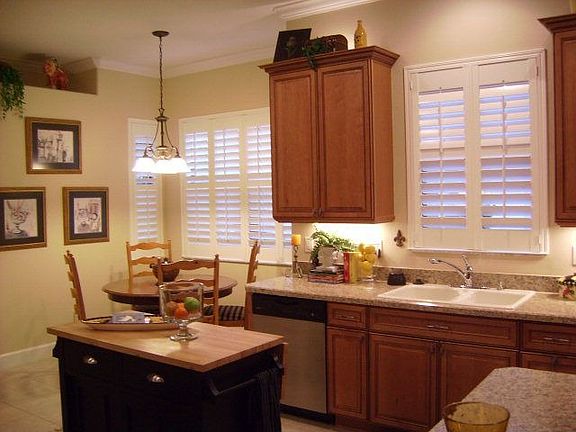2nd image of 86 Southlake Dr