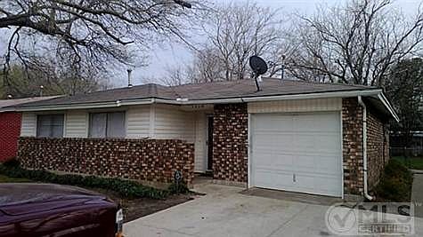 1st image of 1310 Rosewood Ln