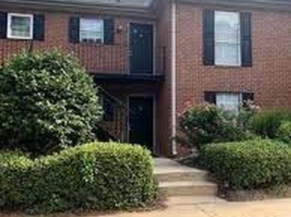 1055 Baxter St APT 404