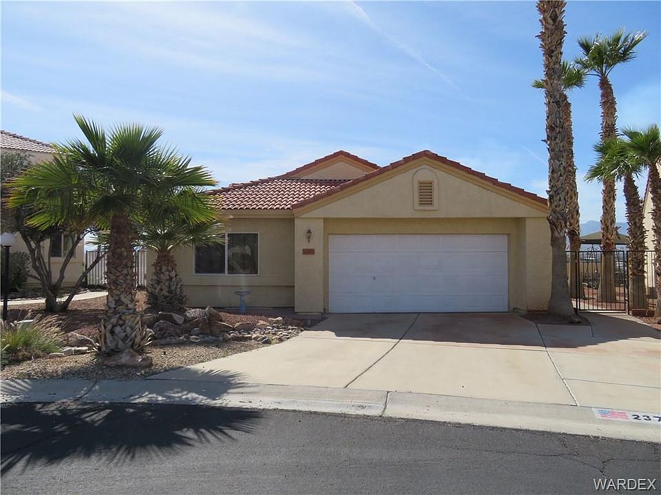 1st image of 2377 Seminole Dr