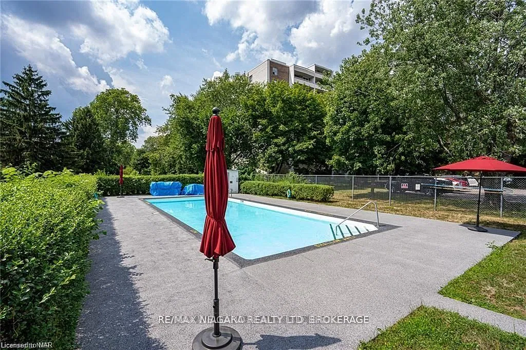 2 bed, $1,850 — Photo 3