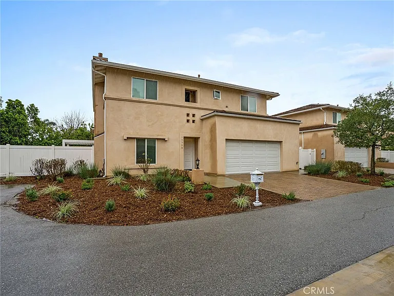 15940 W Ward Ct — Photo 1