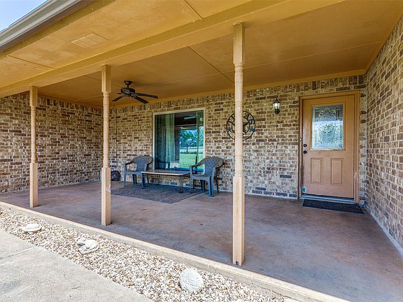 2nd image of 1232 County Road 4371