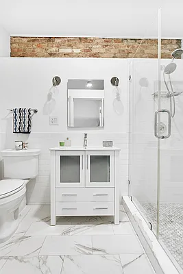 Sold by Compass | media 9