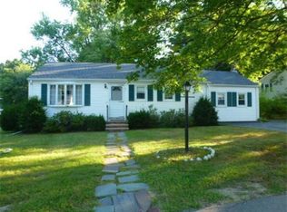 30 Duren Ave, Woburn, MA 01801