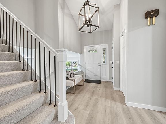 4th image of 9281 Amsden Way