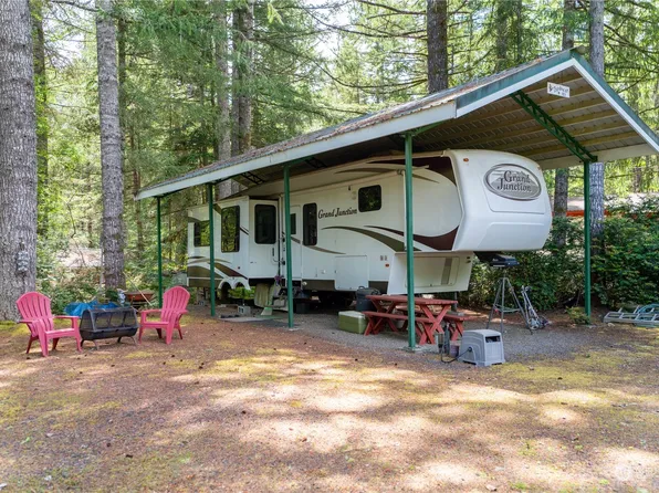 121 N Napilikai Drive, Lilliwaup, WA 98555