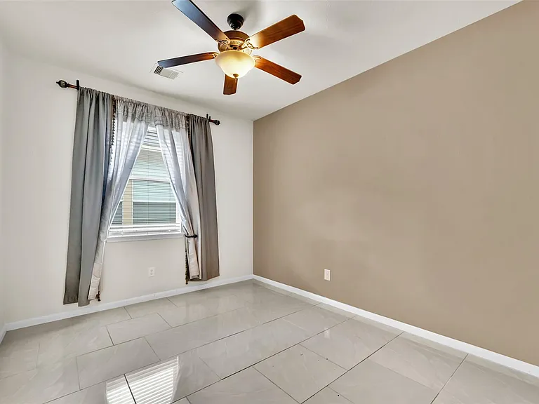 21627 Sierra Long Dr — Photo 28