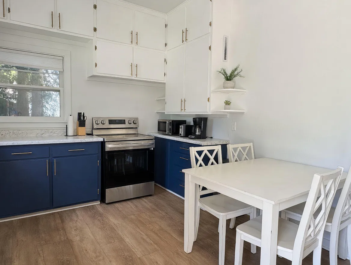 3 bed, 935 sqft, $1,895 — Photo 4