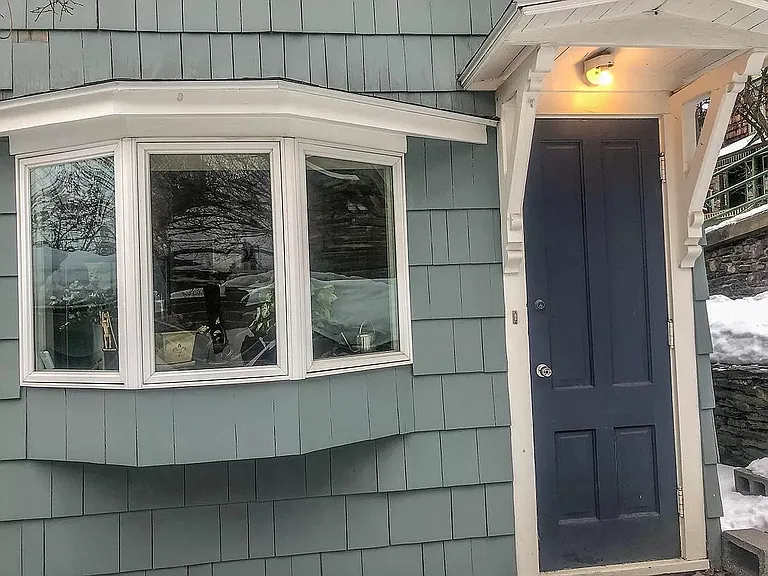 319 E Court St — Photo 3