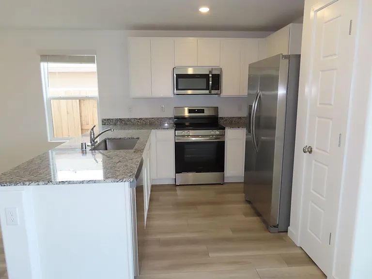 12800 Spotted Wren Cir — Photo 6