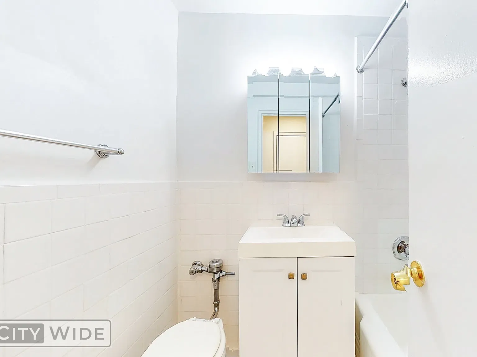 160 East 55th Street — Photo 3