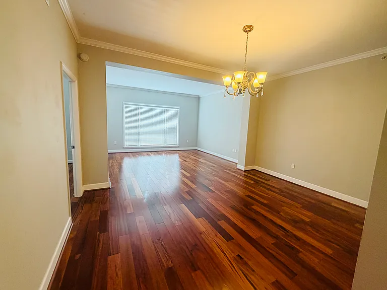 2305 Edgewater Dr — Photo 8