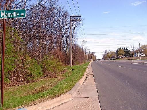2nd image of 35936 N Green Bay Rd