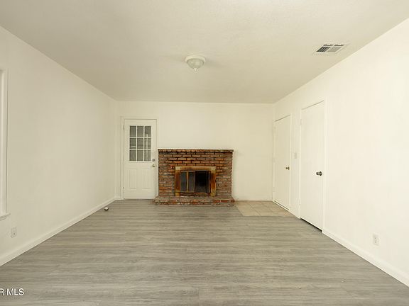 4th image of 1441 W Jenner St