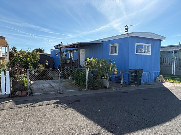 2nd image of 6435 Orange Ave Space 13C
