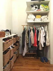 Rented by R New York