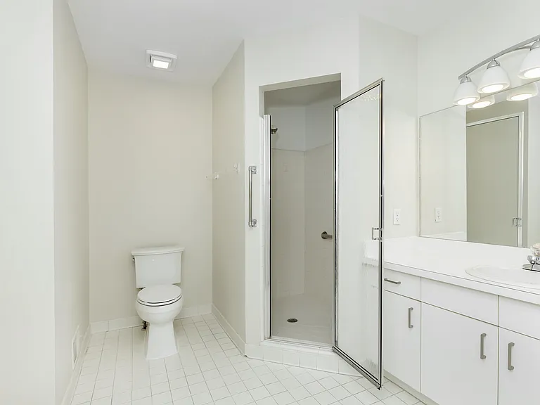 37743 Avon Ln — Photo 21