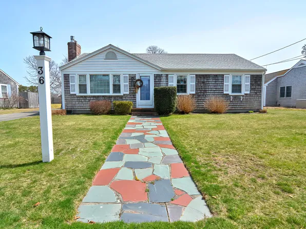 36 Easy Street, Dennis Port, MA 02639