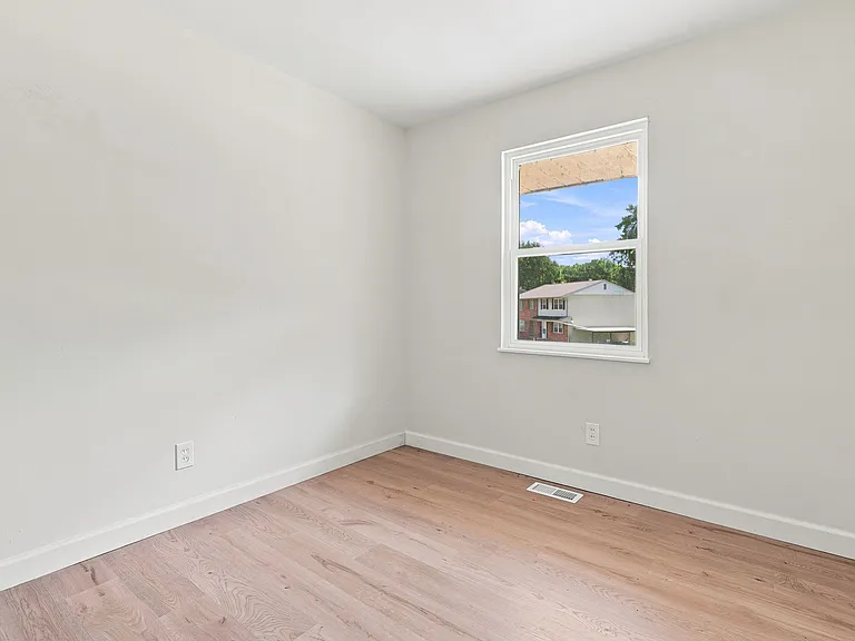 2216 Jackson Dr — Photo 17