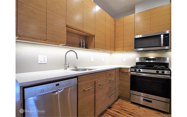 Rented by Douglas Elliman | media 33