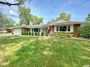 409 W Ridgemont Rd, Peoria, IL 61614