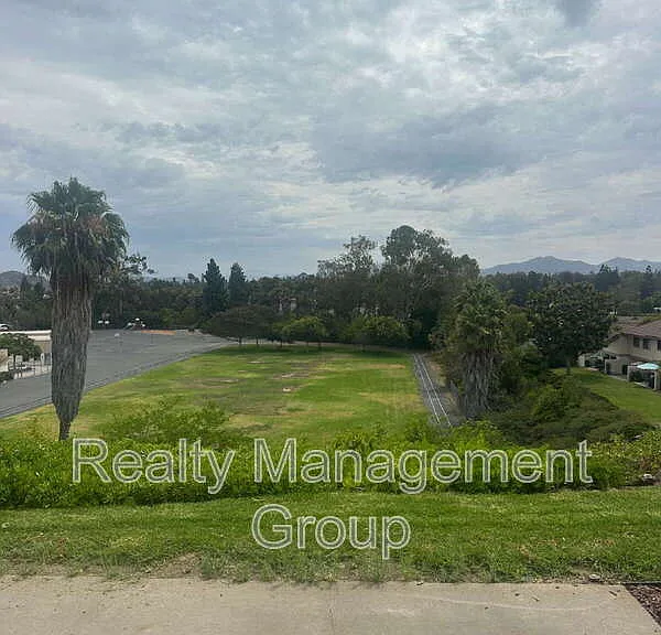 11218 Poblado Rd — Photo 20